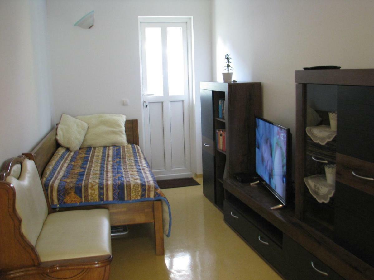Apartma Juha - Breg pri Borovnici Buitenkant foto